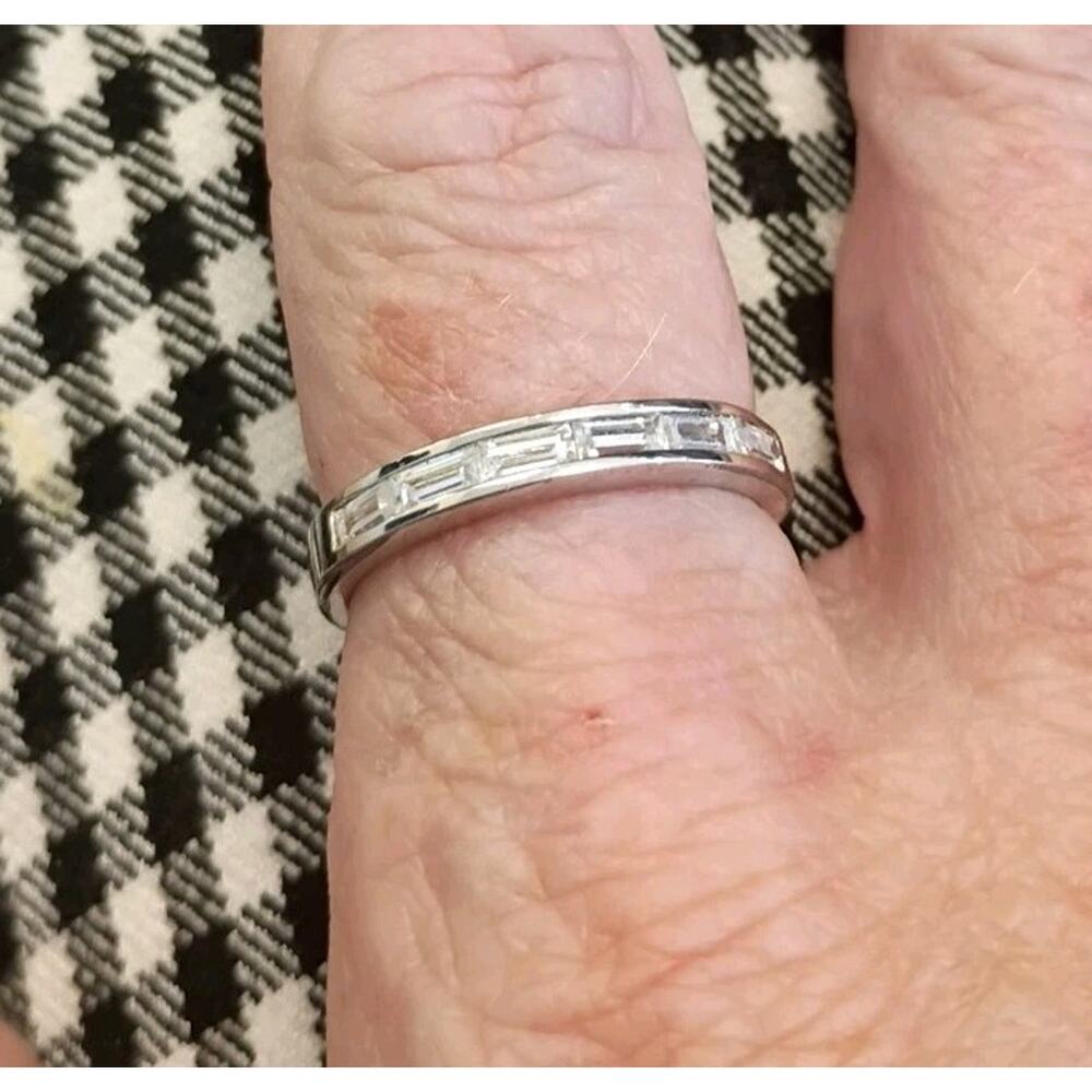 Sterling Silver 925 Stackable Ring Size 9 Clear Round Stones Eternity Band DQCZ